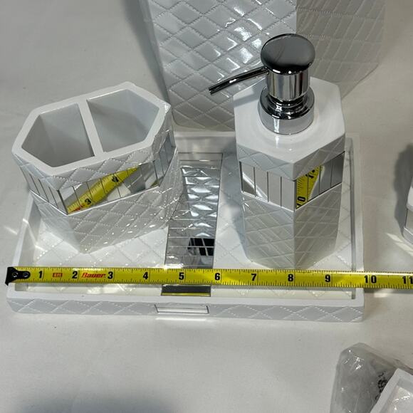 7 Piece Quilted Mirror White Bathroom Accessories Set, Trash, Tissue Cover, Soap - Picture 3 of 12